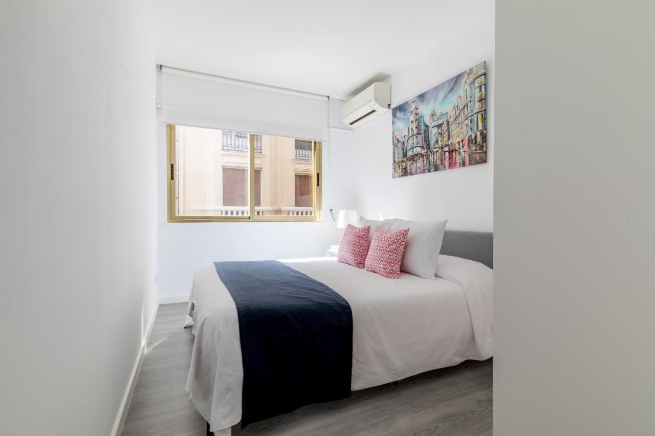 Apartamento Junto A Gran Via Madrid Extérieur photo